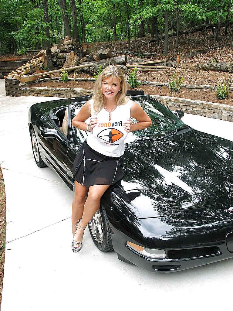 25P T-SHIRT BABE - VICKY VETTE 