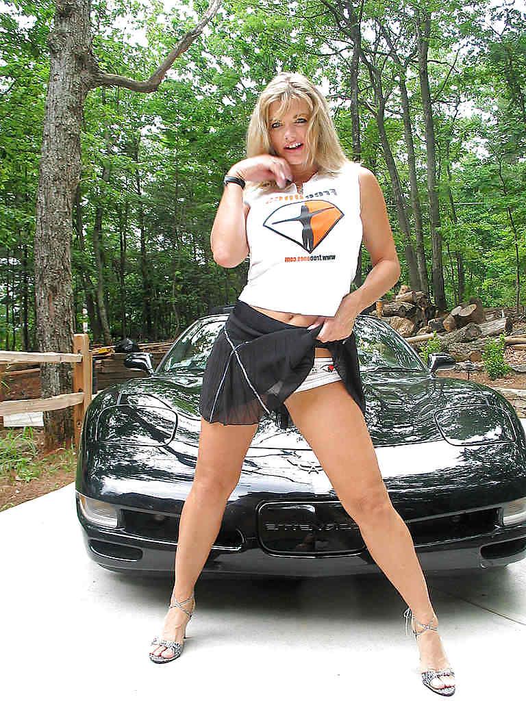 25P T-SHIRT BABE - VICKY VETTE 