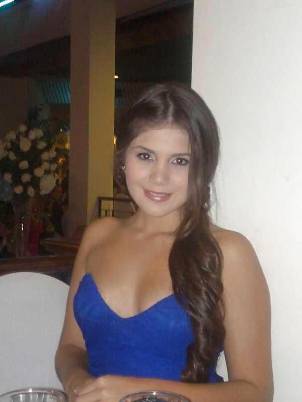 18P Colombia babes hotties latina hot 