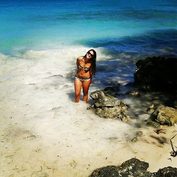18P Colombia babes hotties latina hot 