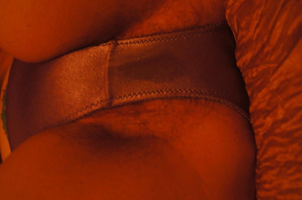 25P Wet panty mound