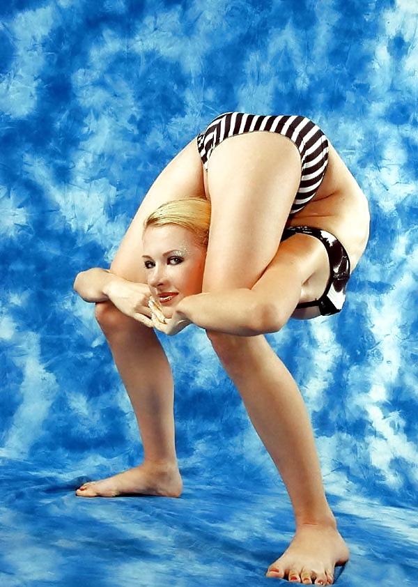 25P Russians sexy gymnast!