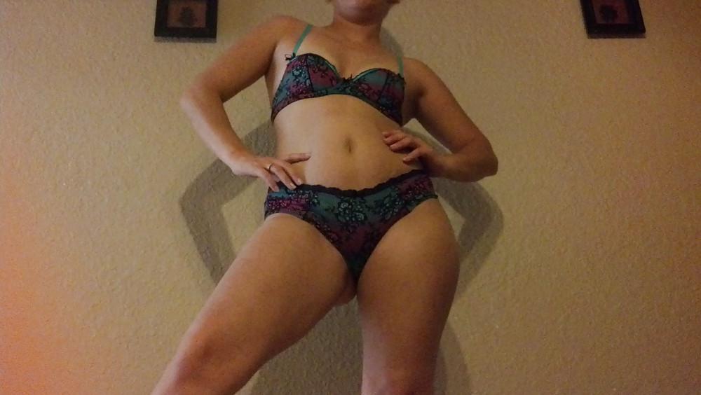 25P Wife in 26 different panties