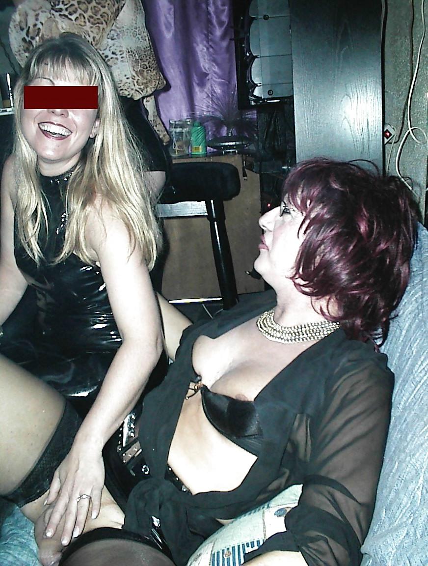 12P REAL GIRL IN CLUB