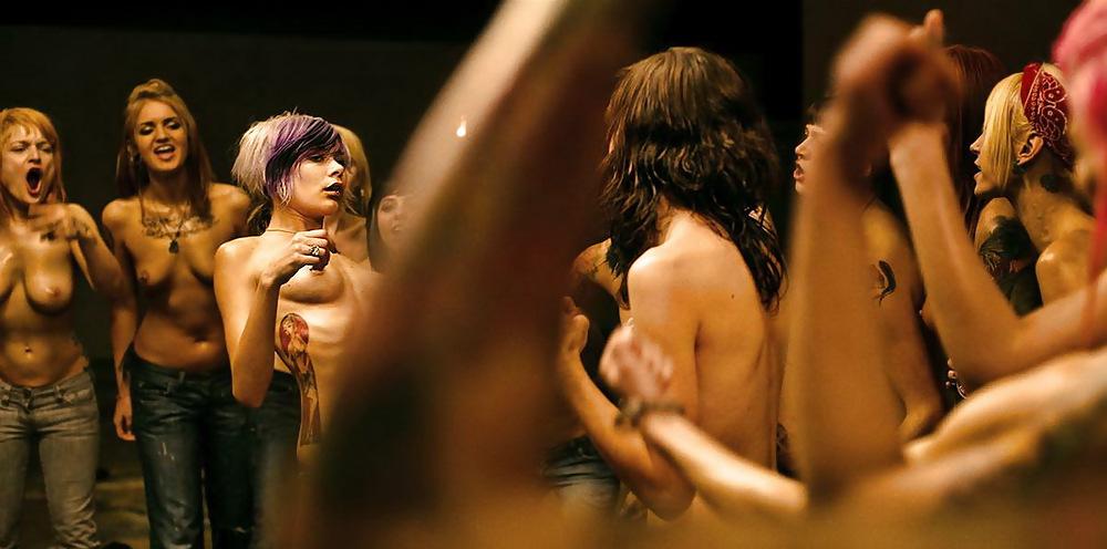 25P Bad Girls Topless Fight Club