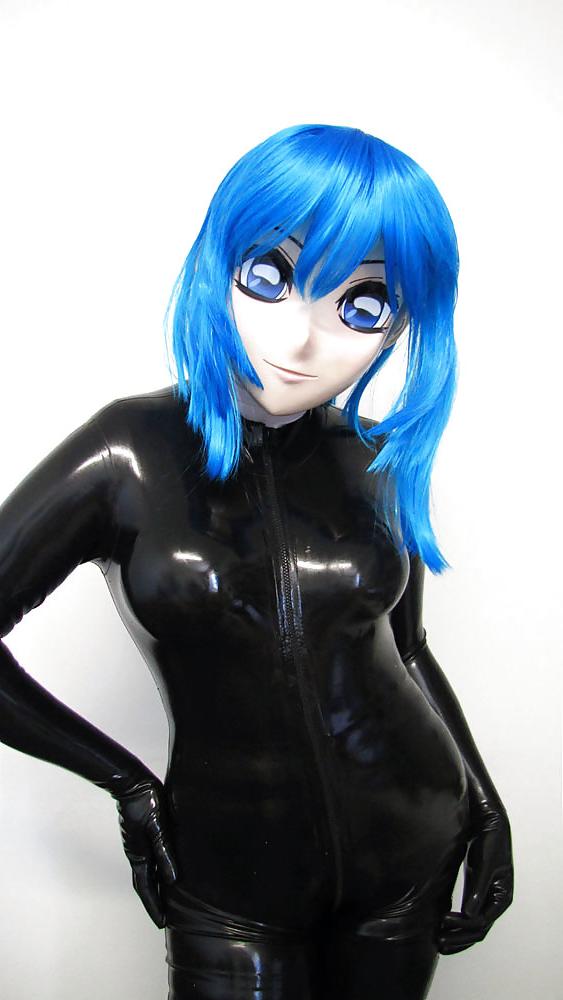 14P Kigurumi latex und blaue haare