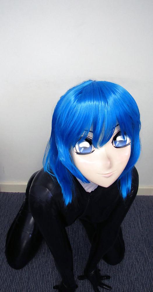 14P Kigurumi latex und blaue haare