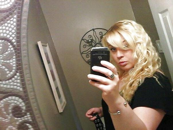 25P Extremly Sexy Chubby Blonde.