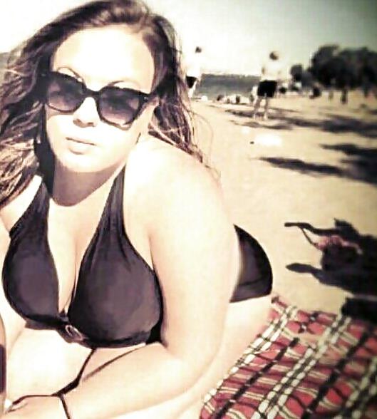 25P Extremly Sexy Chubby Blonde.