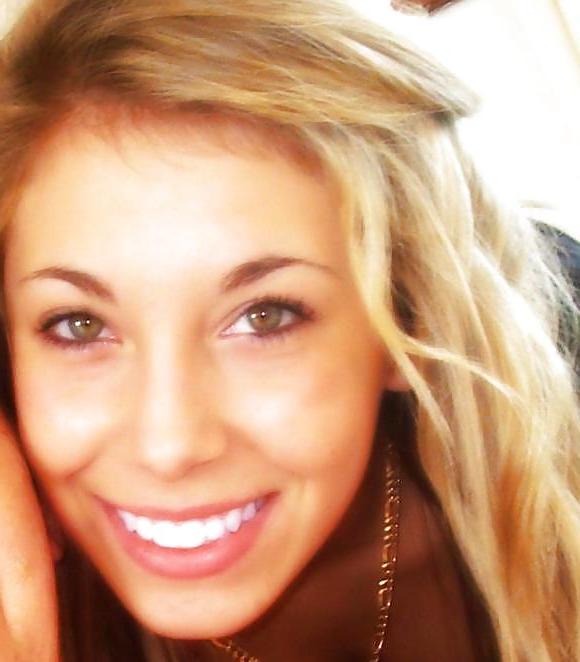 10P Chiara - Blonde Gymnast Cutie 