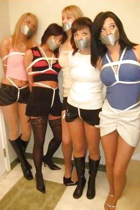 22P XCHICAS BDSM 27