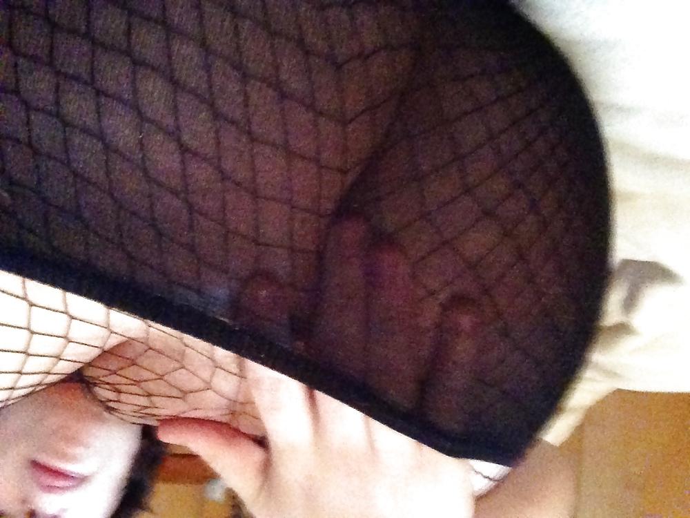 14P Fishnet whore