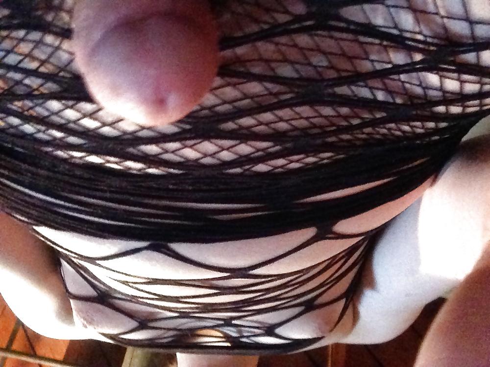 14P Fishnet whore