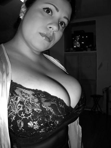 6P Naughty latina milf