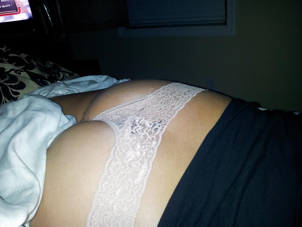 5P Wife in bed