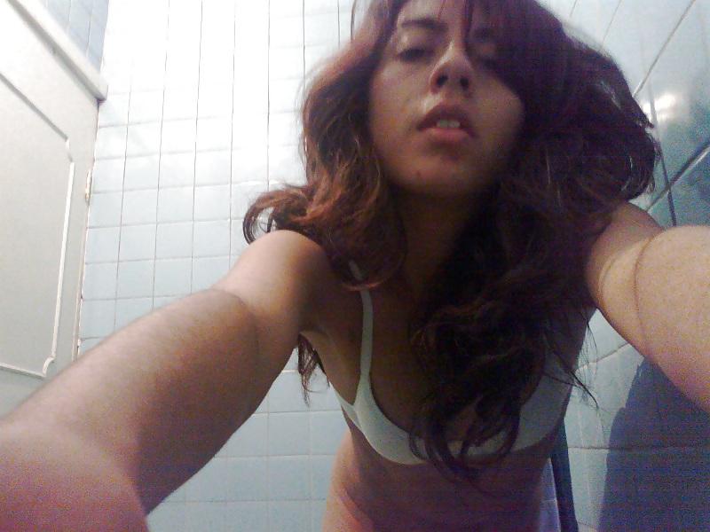 25P Hairy Pussy and Tits