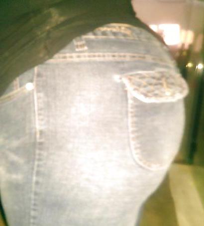25P Latina MILF