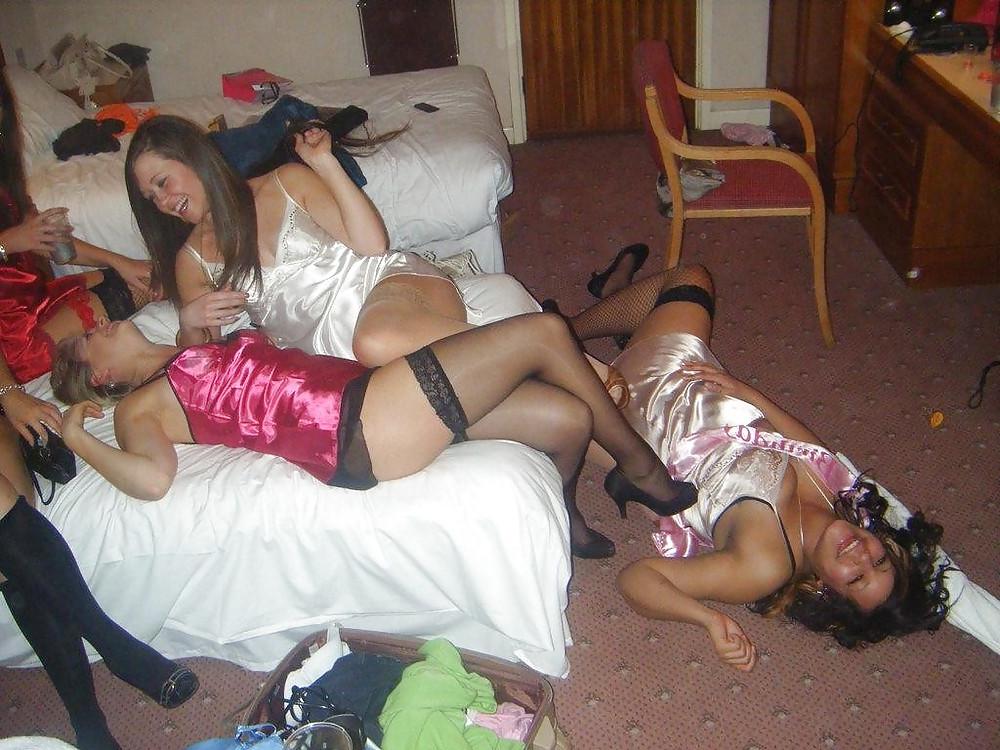 25P Satin girls new