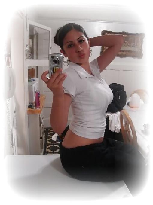 25P Incredible Latina Amateur