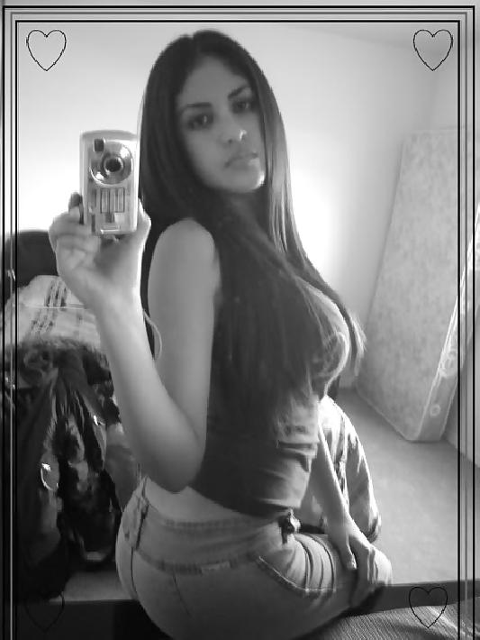 25P Incredible Latina Amateur