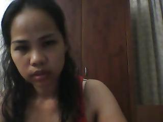 25P Filipina Girl Angel Flor on skype sexy boobs