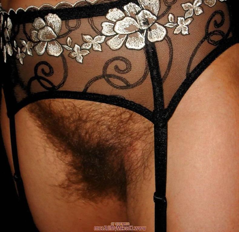 24P Hairy Mature Ladies