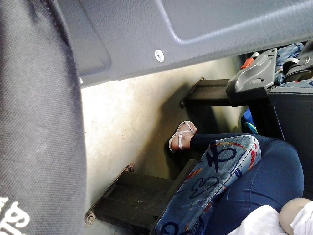 25P Feet Met in the Bus