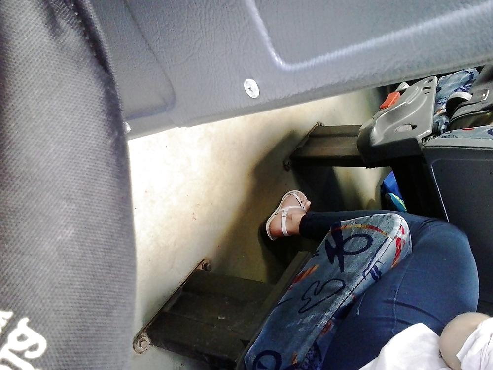 25P Feet Met in the Bus