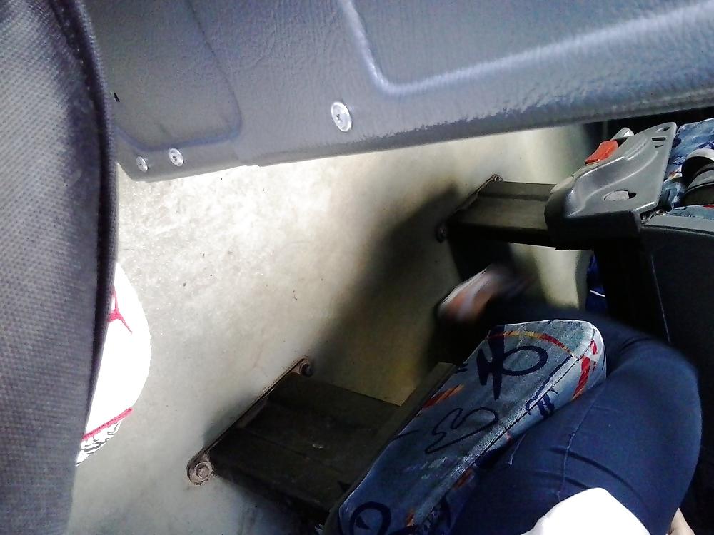 25P Feet Met in the Bus