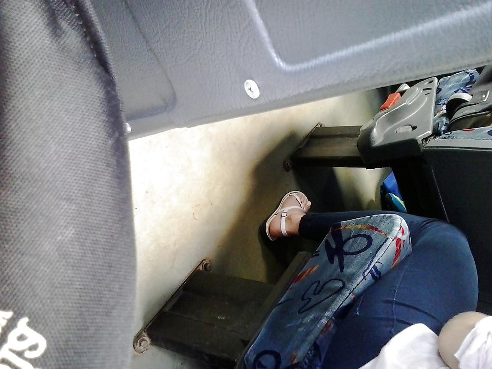 25P Feet Met in the Bus