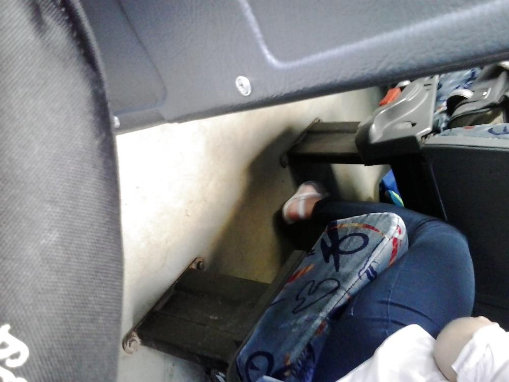 25P Feet Met in the Bus