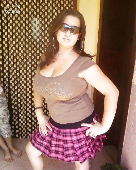 24P Busty Bulgarian Woman 1