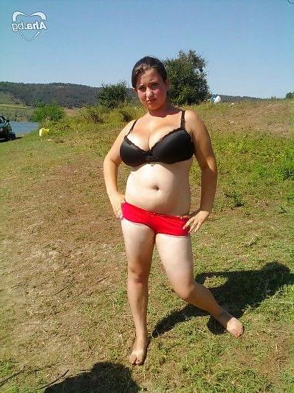 24P Busty Bulgarian Woman 1
