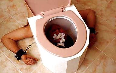 25P Femdom Mistress Special: Toilet Slaves