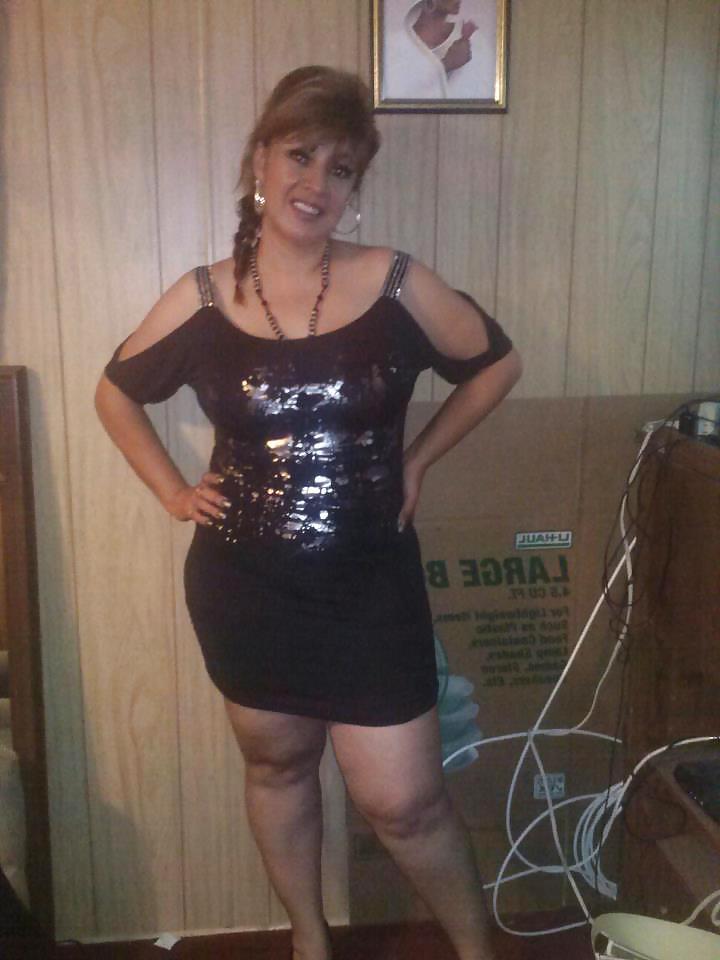 17P Mature thick latina