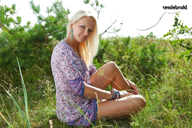 12P Sonntag 27 Jan 2013 16:45  Nude Teen Blonde: