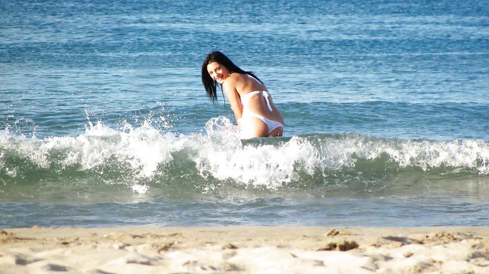 25P Bulgarian amateur girls ass pt.4