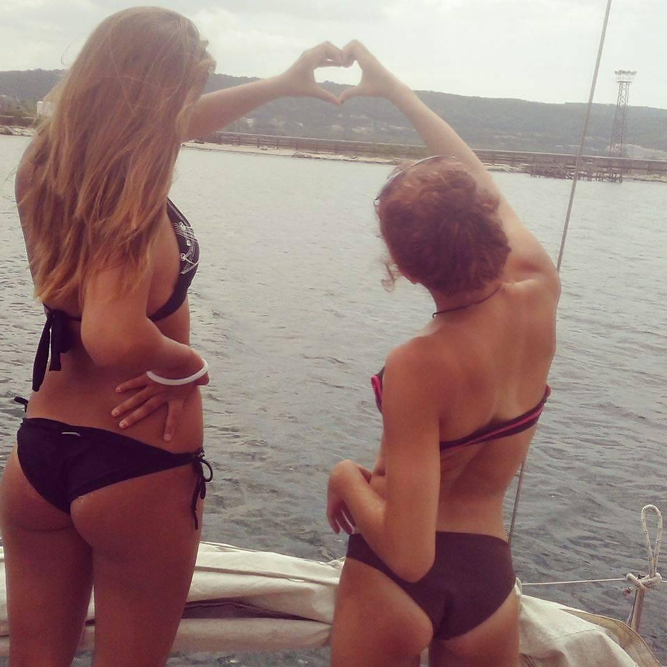 25P Bulgarian amateur girls ass pt.4