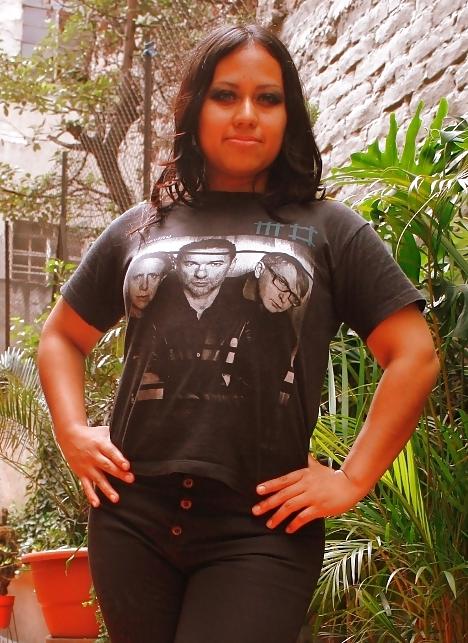 5P Latin slut wants cock