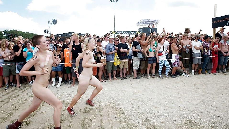 25P Nudist 23