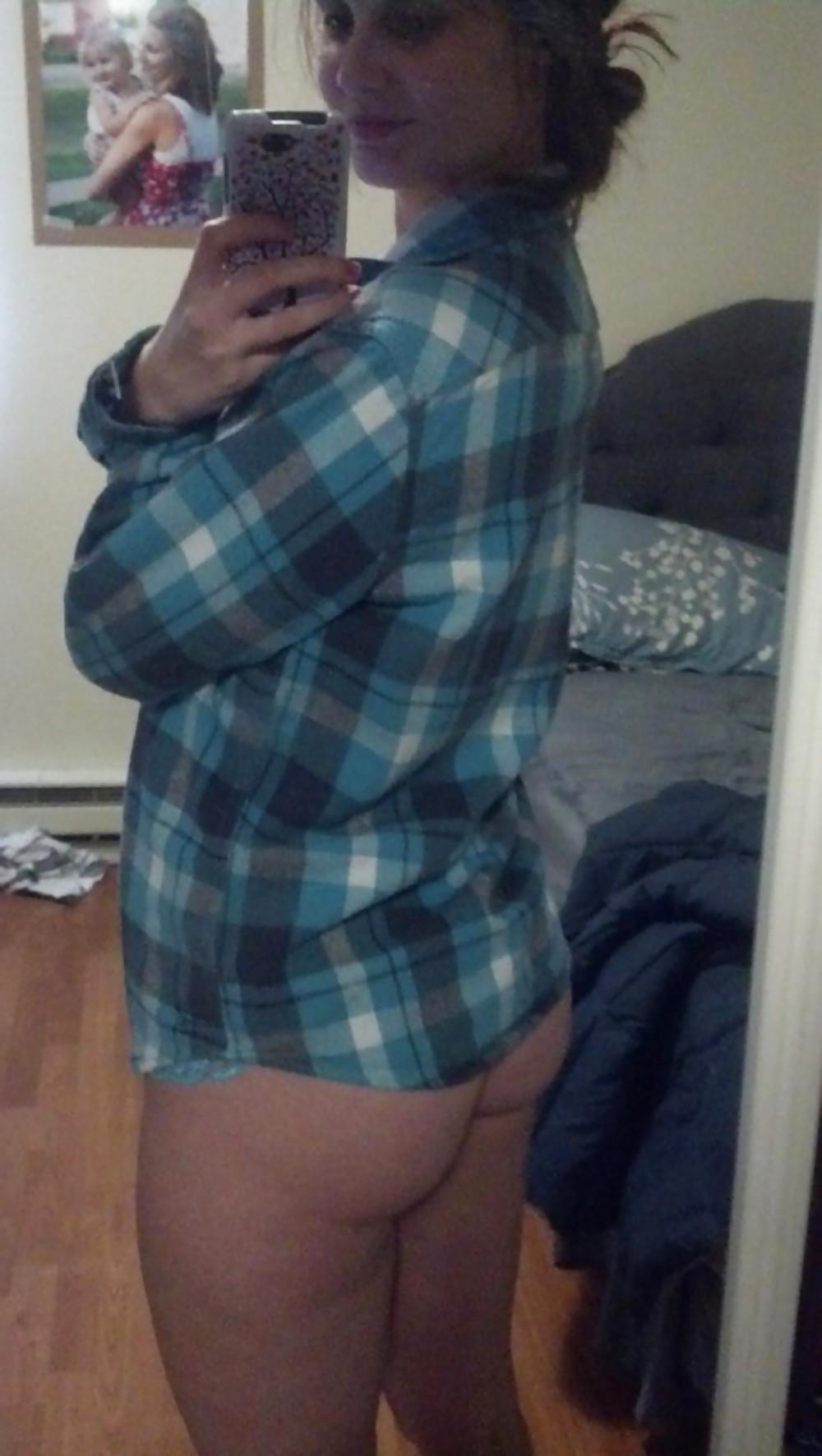 25P Young Latina Milf SelfShot