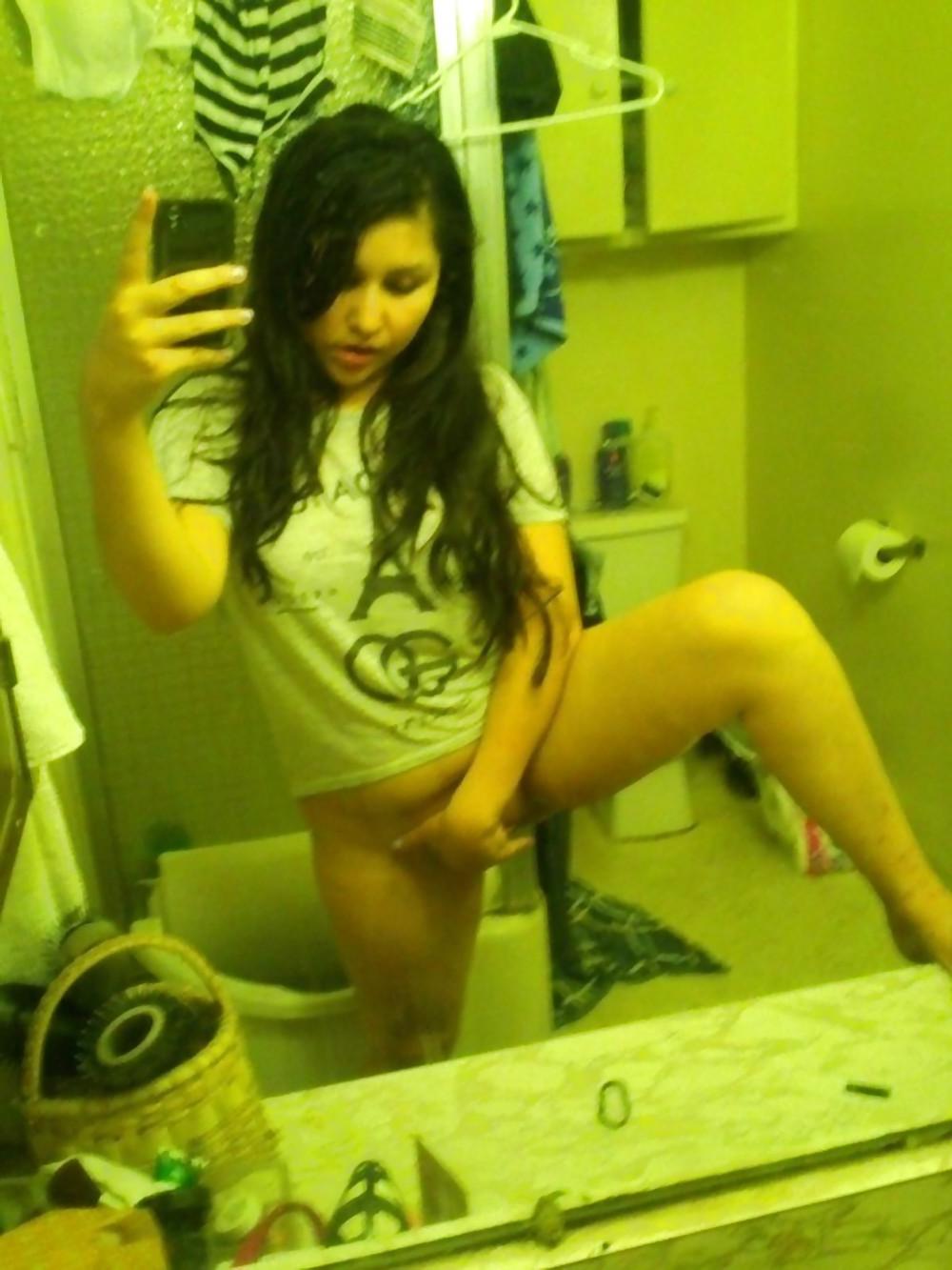 25P Young Latina Milf SelfShot