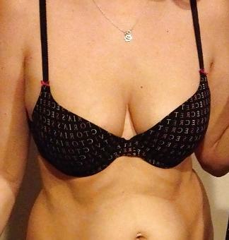 14P Hot wife in action