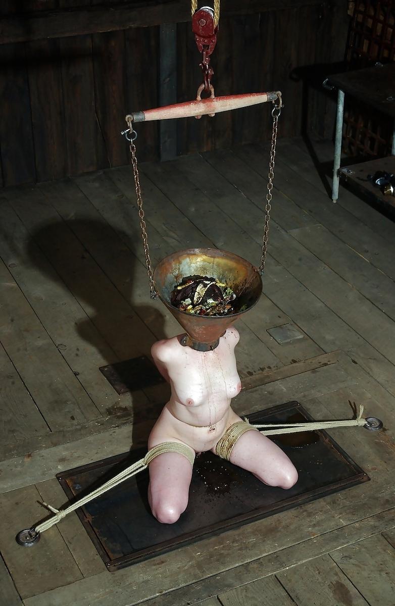 16P Lesbian BDSM Set
