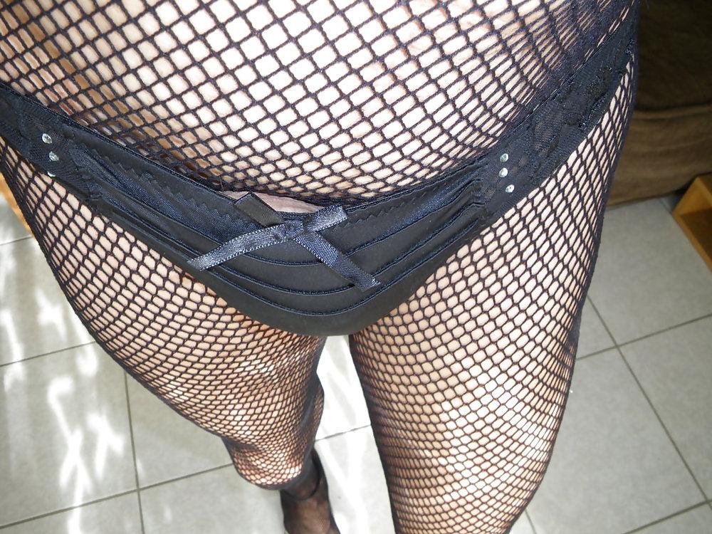 17P Fishnet body