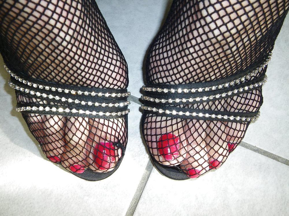 17P Fishnet body