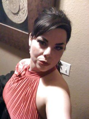 12P Naughty milf latina