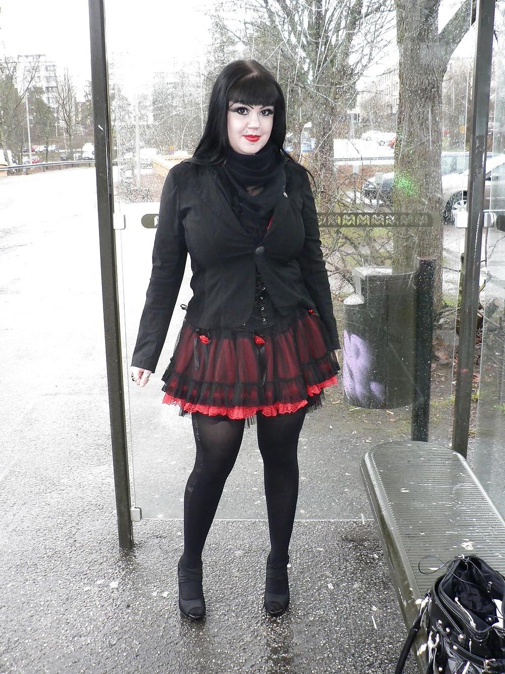 25P Finnish blog girl