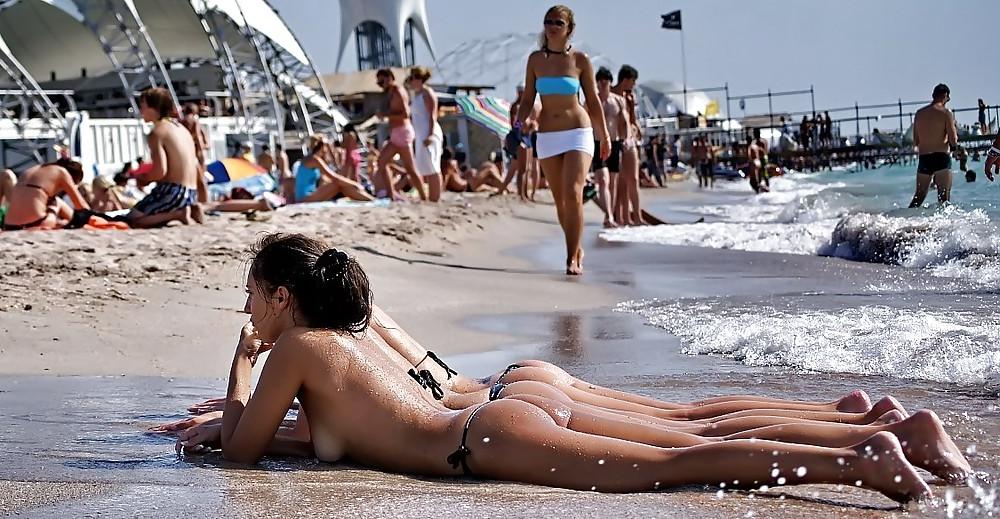 25P Thong Group Pics 2