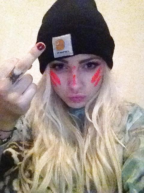 12P Hot girls 